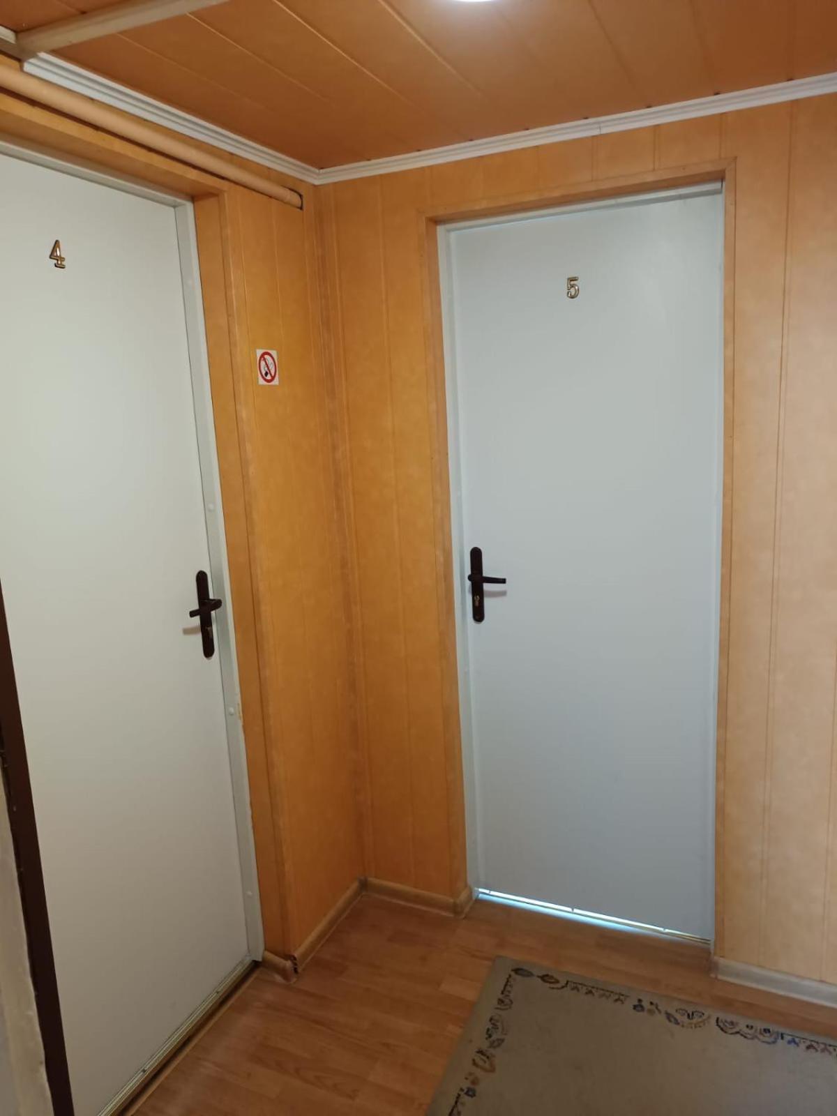 Cosy Charming Hostel In Central Of Marijampole Bagian luar foto