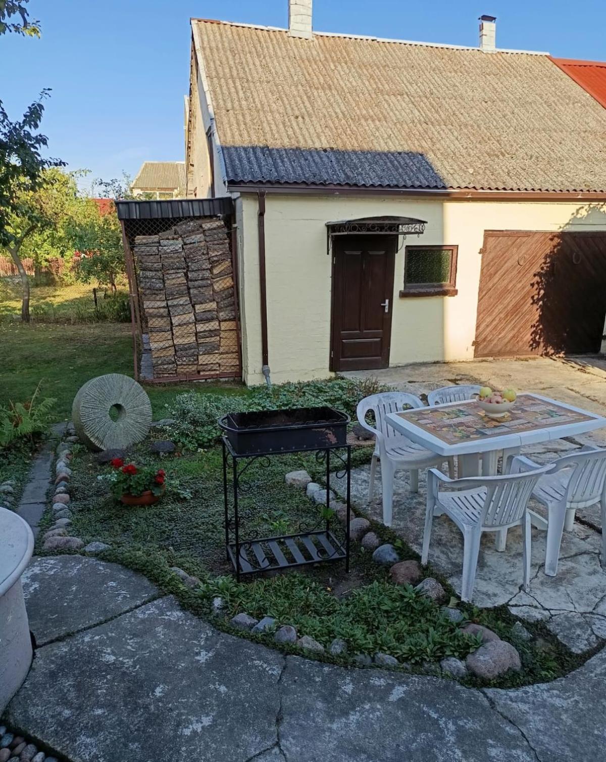 Cosy Charming Hostel In Central Of Marijampole Bagian luar foto